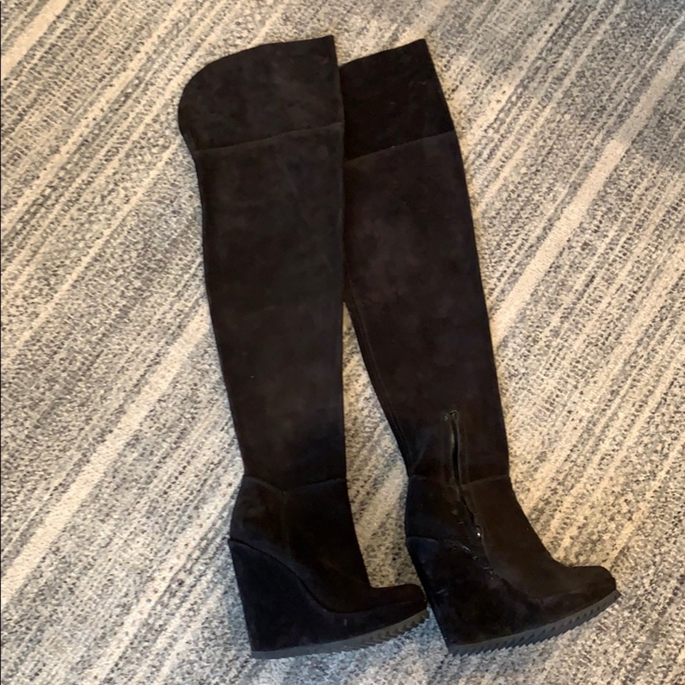Pedro Garcia fly over the knee booties